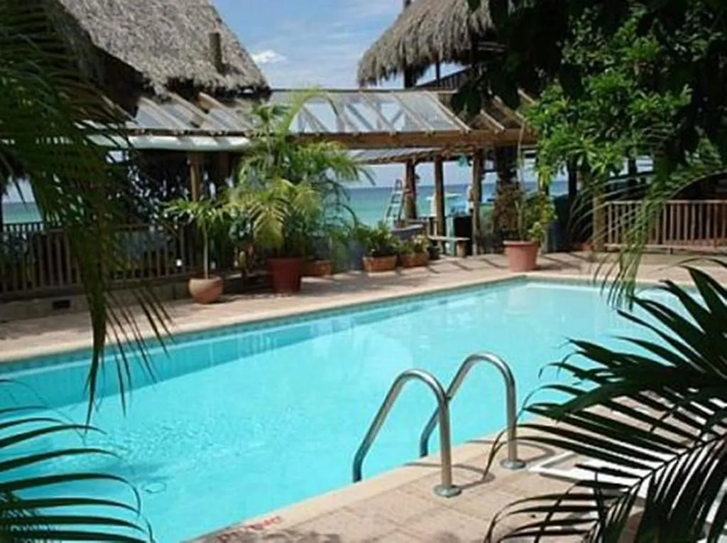 Sea Splash Resort Negril 3*,